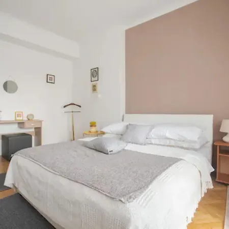 Retrovizor Apartamento Zagreb