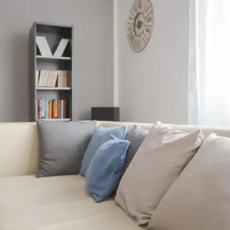 Apartamento Retrovizor